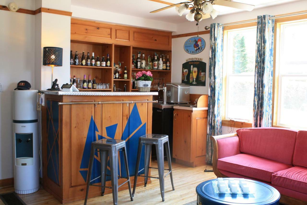 Auberge Chez Ignace Nominingue Bagian luar foto